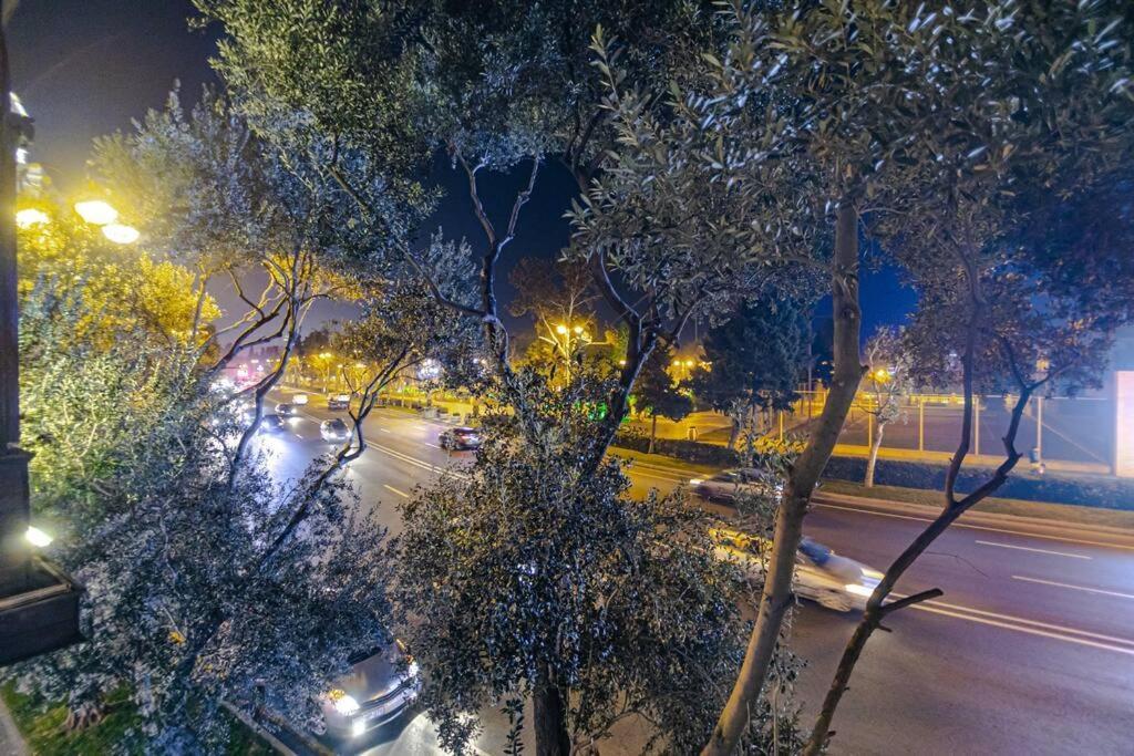 Apartment Azneft Meydani Баку Экстерьер фото